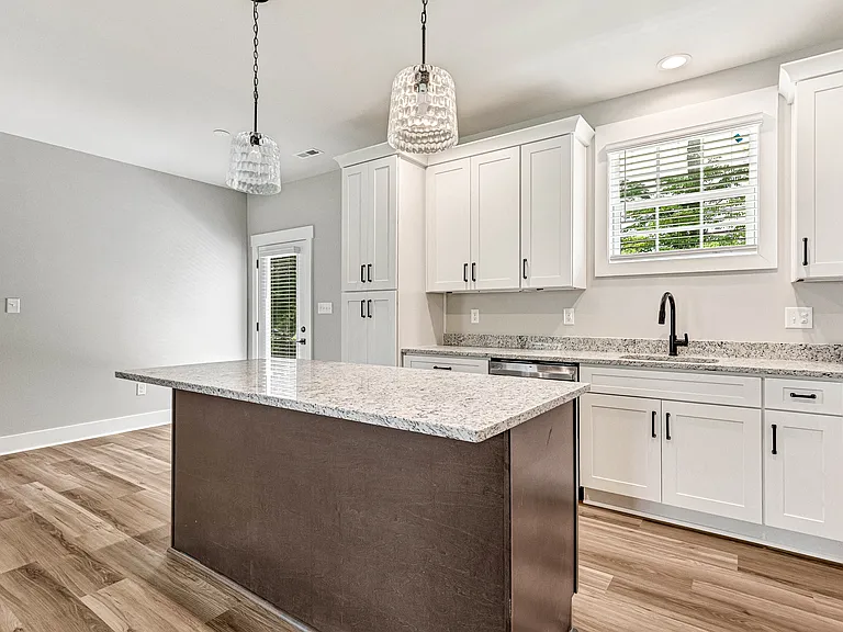 8269 Wonderland Ln — Photo 16