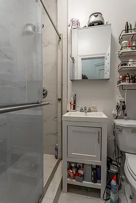 Rented by Bond New York | media 16