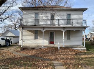 906 4th St, Batavia, IA 52533