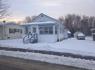 92 Bates St, Millinocket, ME 04462
