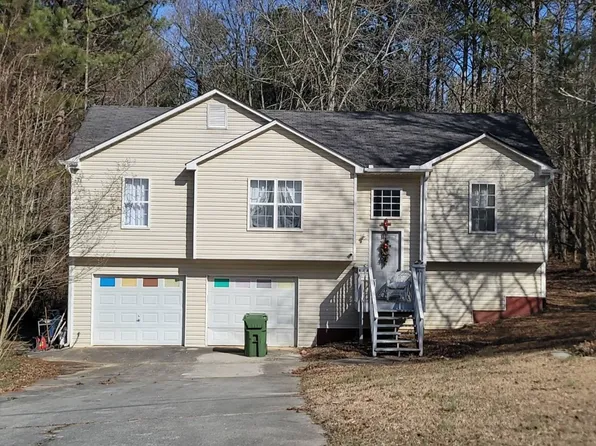 285 Kendall Ln, Carrollton, GA 30116