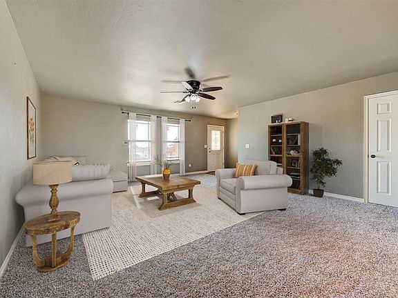 5th image of 17215 Cottonwood Ct