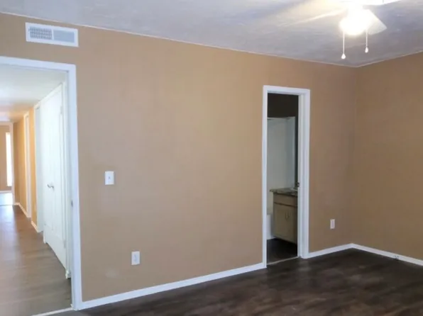 4054 NW 36th St, Oklahoma City, OK