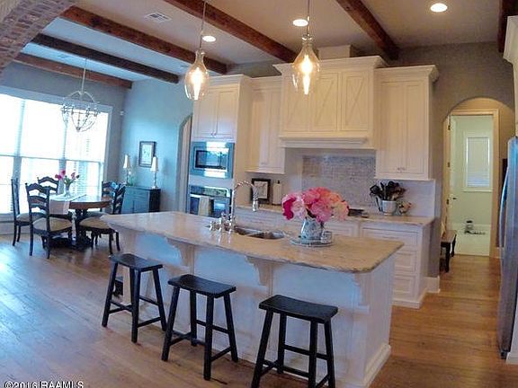 2nd image of 208 Martele Blvd