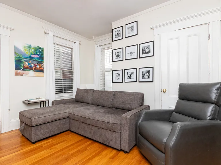 42 Auburn St #1 — Photo 6