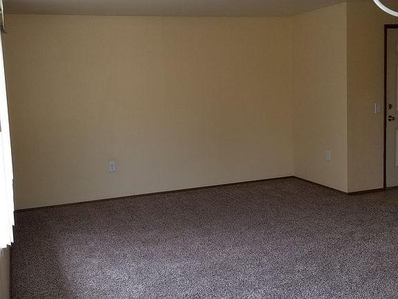 3rd image of 716 Avenue B APT F