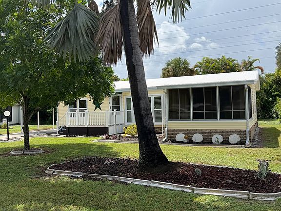 3rd image of 9974 Dolphin Bay Ct #123