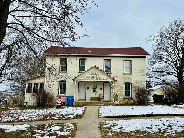 805 10th St, Monroe, WI 53566