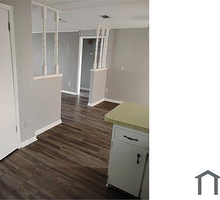 2nd image of 4351 Roanoke Blvd