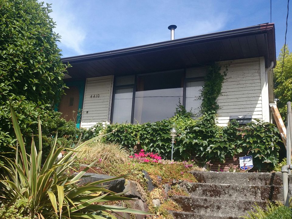 2nd image of 4410 Baker Ave NW