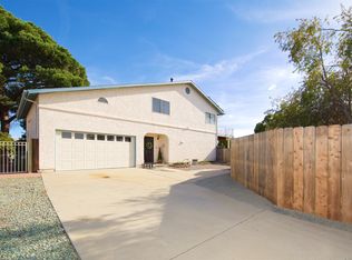 10019 Carreta Dr, Santee, CA 92071