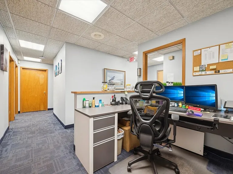 495 Union Ave #D — Photo 6