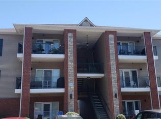 895 Forest Ave APT 301, Valley Park, MO