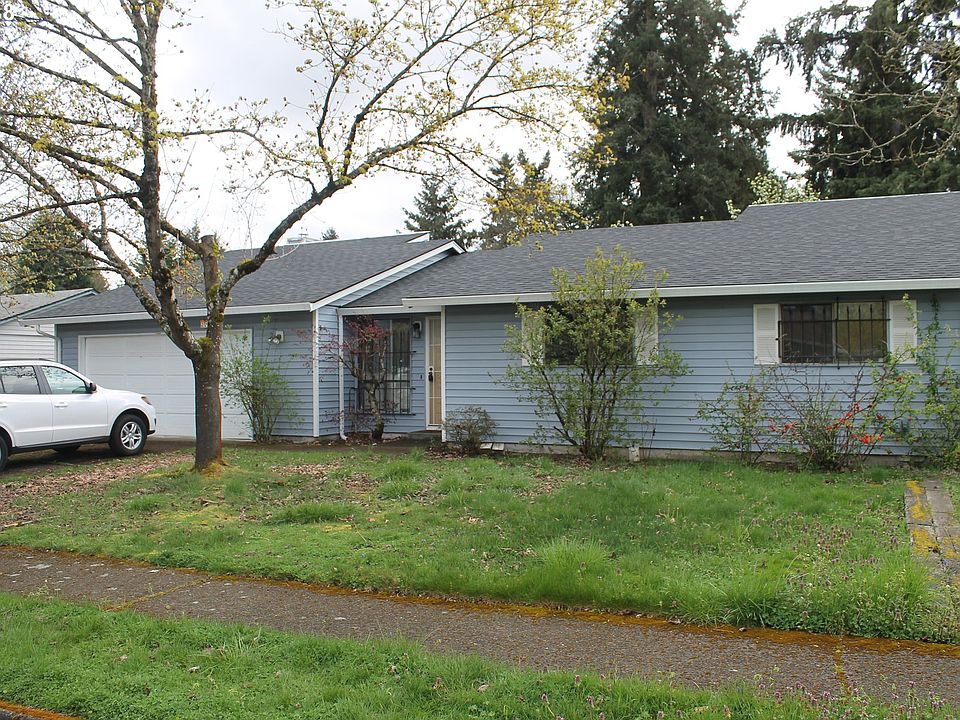 1st image of 2200 NE 96th Ct
