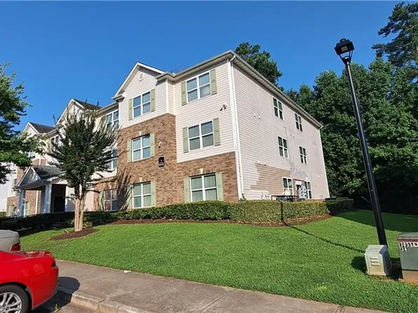 4204 Fairington Ridge Cir, Lithonia, GA 30038