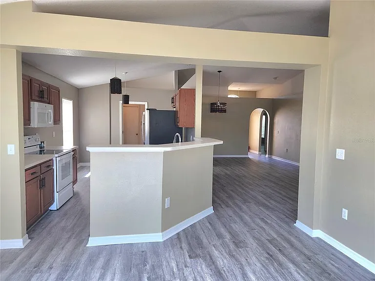 4017 Longworth Loop — Photo 4