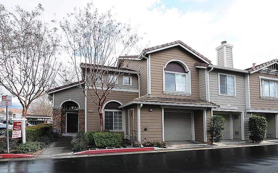 1st image of 6228 Tibouchina Ln