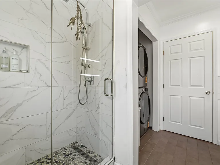 22 Chappelle St #3 — Photo 14