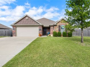 221 Genoa Way, Centerton, AR 72719