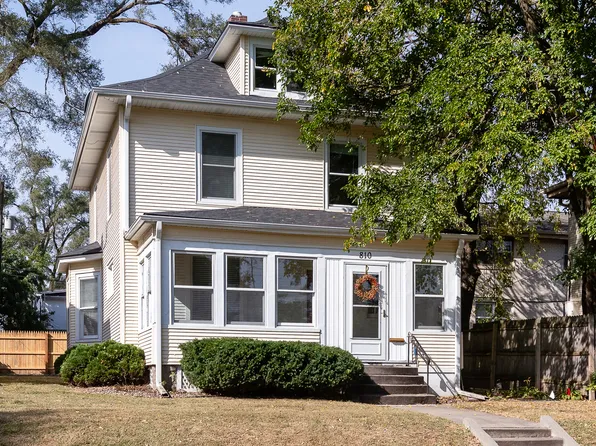 810 N 49th Ave, Omaha, NE 68132