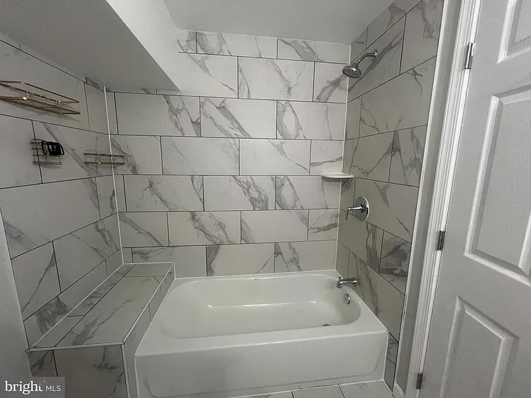 3031 Shannon Dr — Photo 21