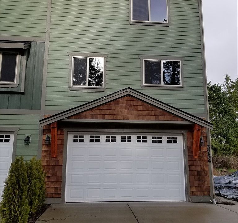 1st image of 3754 NW Mountaire Way