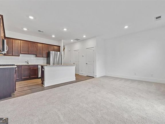 4th image of 1512 Parks Edge Ln NW