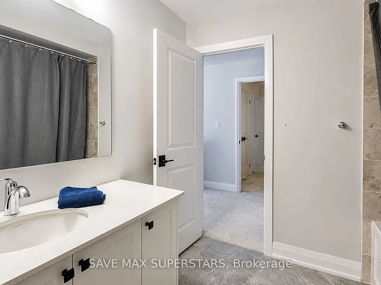 4 Sweet Cicely St — Photo 34