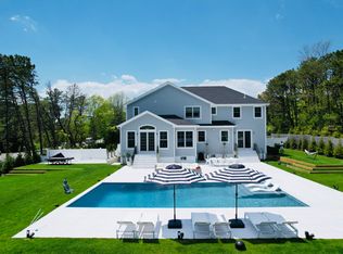 (Undisclosed Address), Southampton, NY 11968