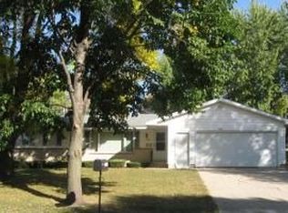1714 Southview Ln, Albert Lea, MN 56007