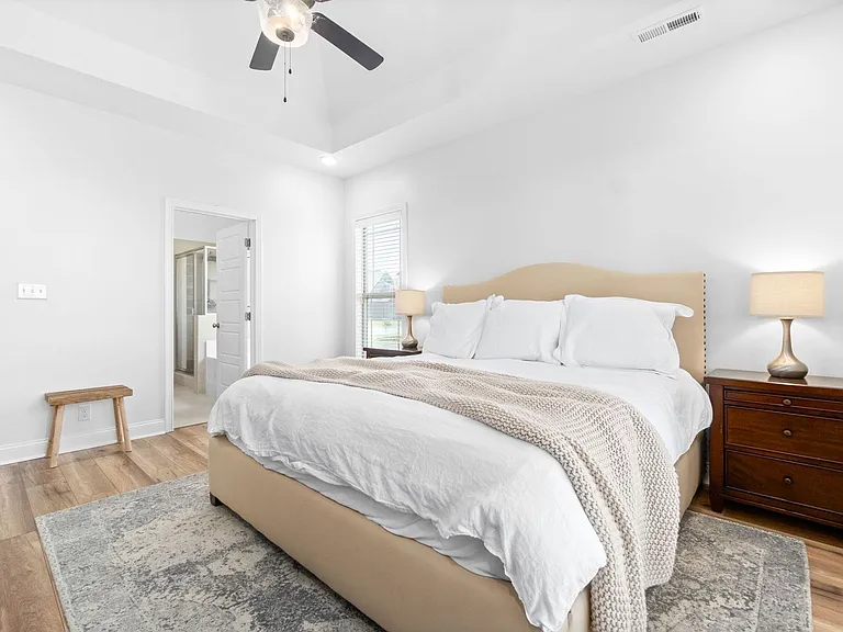 516 Bowden Dr — Photo 15