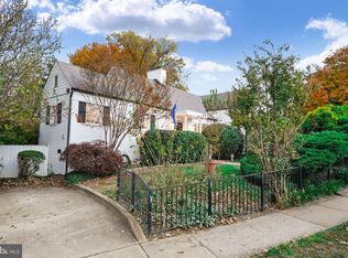 4833 Yorktown Blvd, Arlington, VA 22207