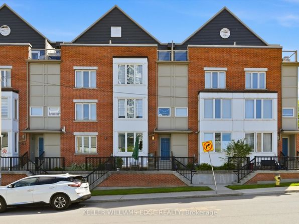59 Carroll St, Toronto, ON M4M 3G2