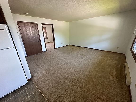 4th image of 1502 15th Ave E #6
