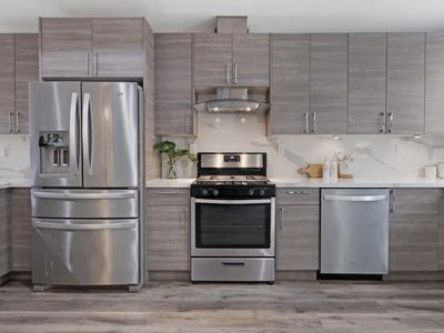 737 S 2nd St #2, San Jose, CA, 95112