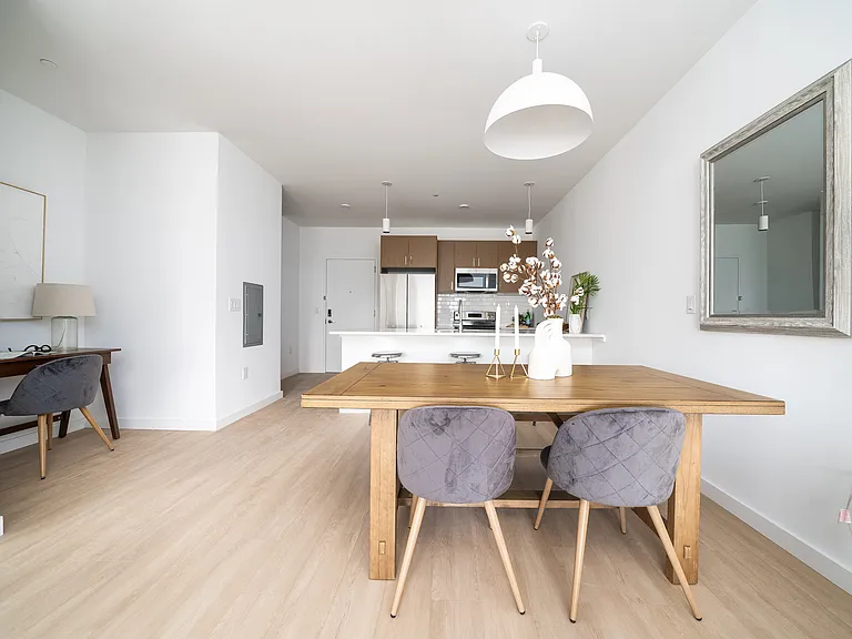 1008 South Ave #208 — Photo 7