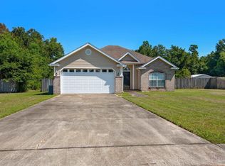 4886 Tealwood Dr, Pace, FL 32571