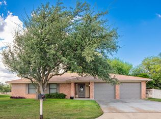 810 S Clear St, San Saba, TX 76877