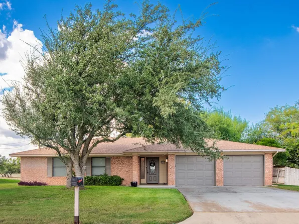 810 S Clear St, San Saba, TX 76877