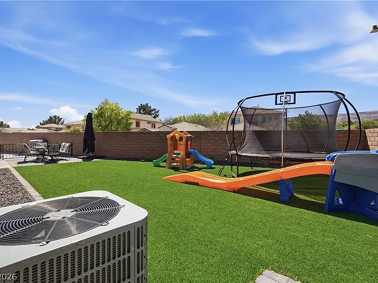 11063 Pegasus Dr — Photo 29