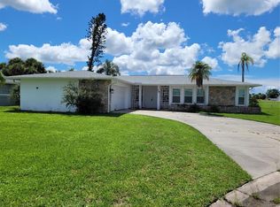 18 Golfview Ct, Rotonda West, FL 33947