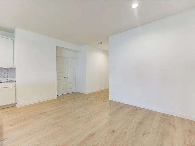 2732 Misty Elm Ln — Photo 21