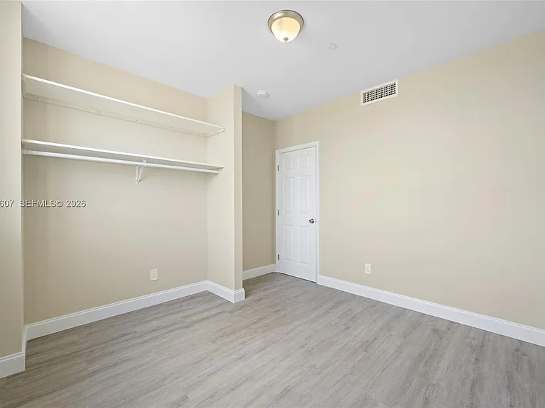 1020 NW 2nd Ave #302 — Photo 14