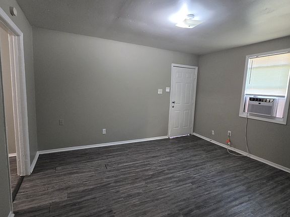 3rd image of 821 Lucille Ave