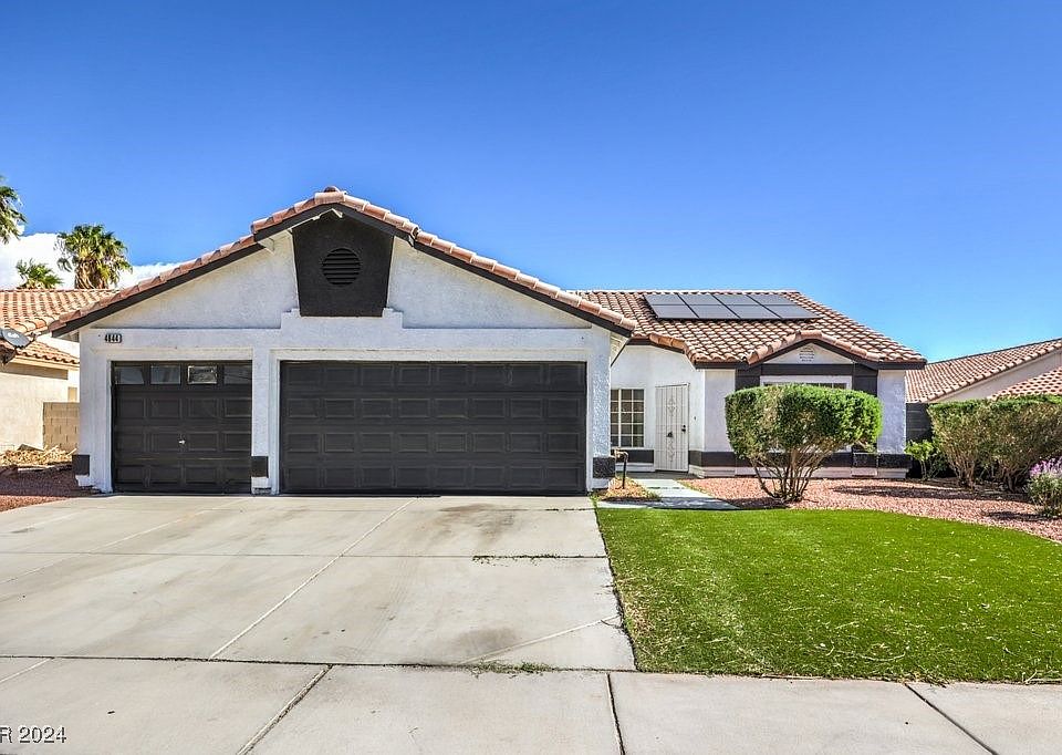 1st image of 4844 El Este Ln
