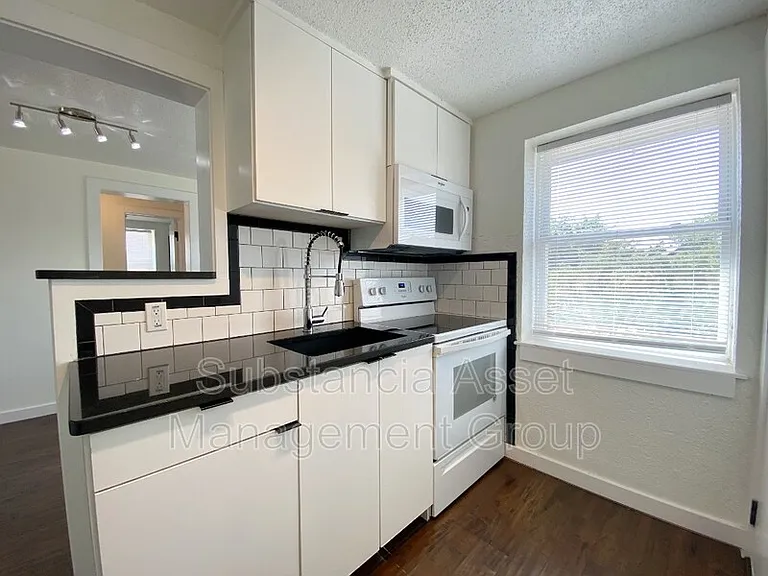 701 Culbertson Dr #5 — Photo 4