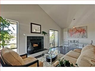 4th image of 440 Cypress Ave
