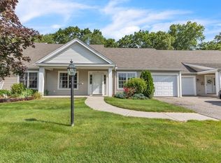 9 Lodge Ln, Wilbraham, MA 01095