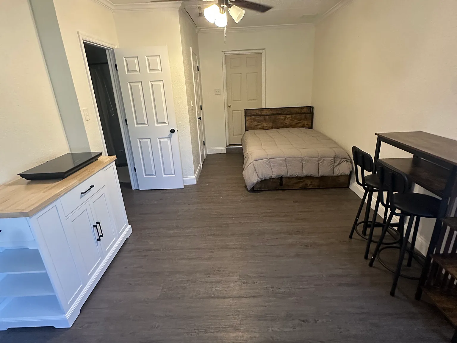 2259 Howland Blvd — Photo 4