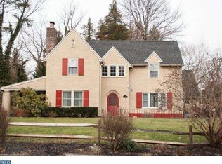 1 Roselawn Ave, Lansdowne, PA 19050